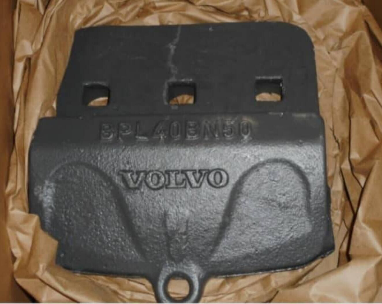 VOE15174422 BPL40BN50 Volvo L330E Bolt On Segment L330E HALF ARROW