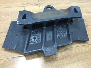 LP410LH353 LIP PROTECTOR LH mining Bucket Center Lip Shroud 