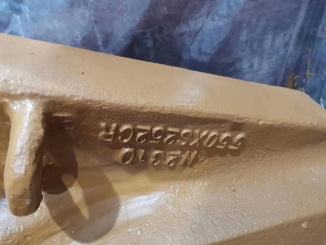 550XS252CR 96089140 PC3000 mining Bucket teeth adapter