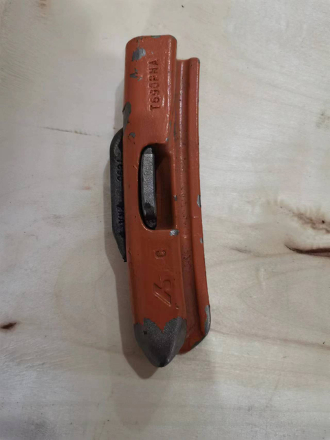 T690PNA EX1200 mining Excavator Bucket teeth adapter pin 