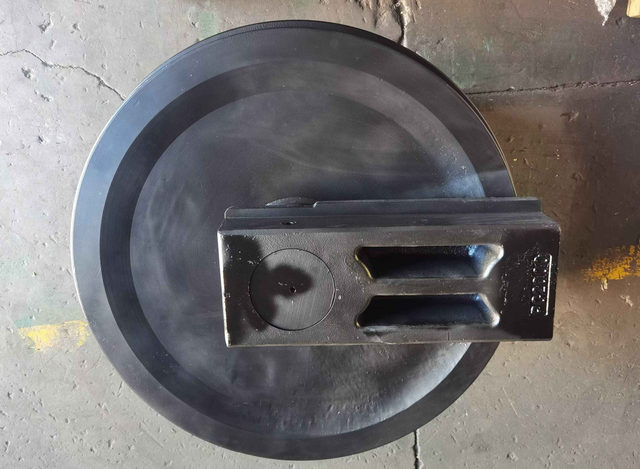 21T-30-00381 PC2000-11 Excavator PC2000 Idler For mining 
