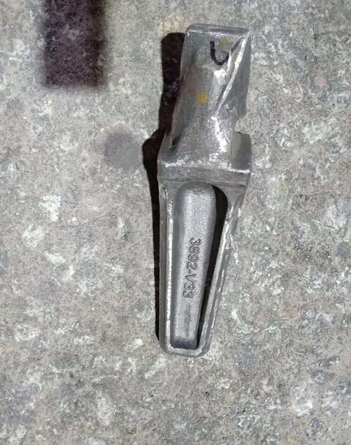 3892-V33 ESCO V33 bucket teeth adapter No cap