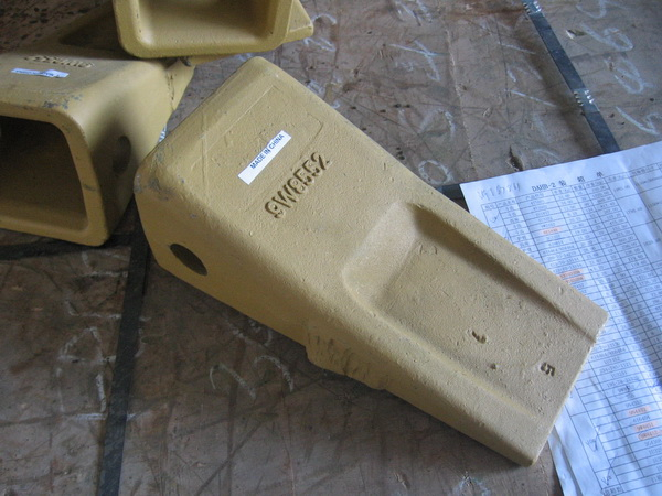 9W8552 1U3552 J550 Tooth-LONG