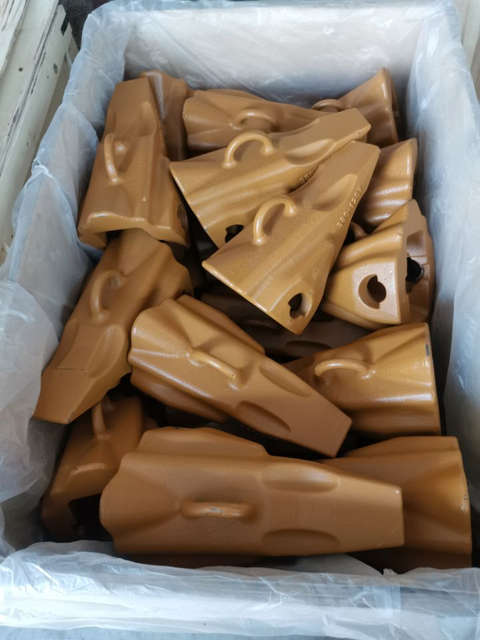 380-1207 Cat CR500 Centerline Short Ripper Tip D9T D9 D9R D11R D10T2 D9 GC D10 D10T Bulldozer Ripper Teeth