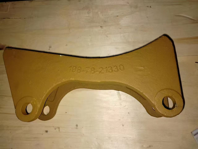198-78-21330 Bulldozer D475 SHANK PROTECTOR