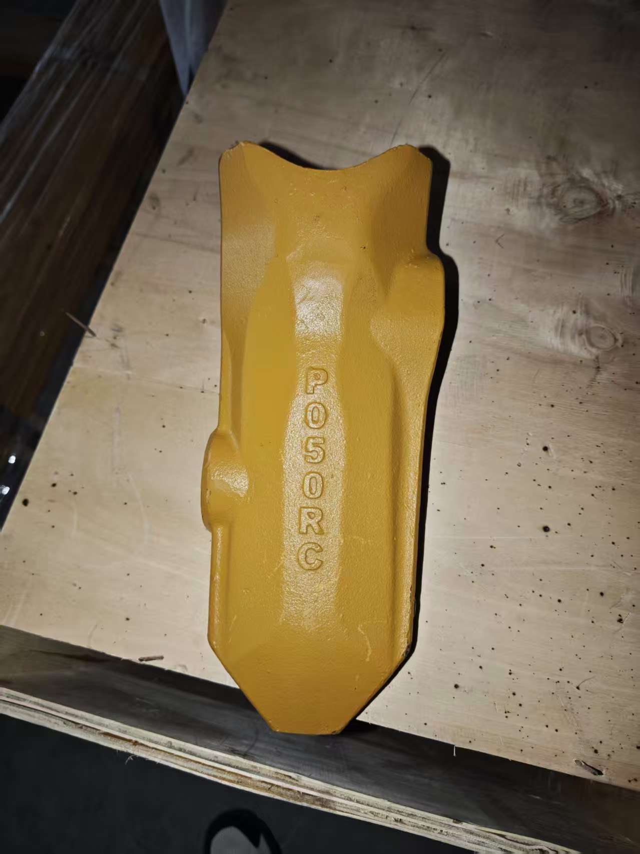 P050RC Komatsu WA600 Loader Tip Kprime P050RC 